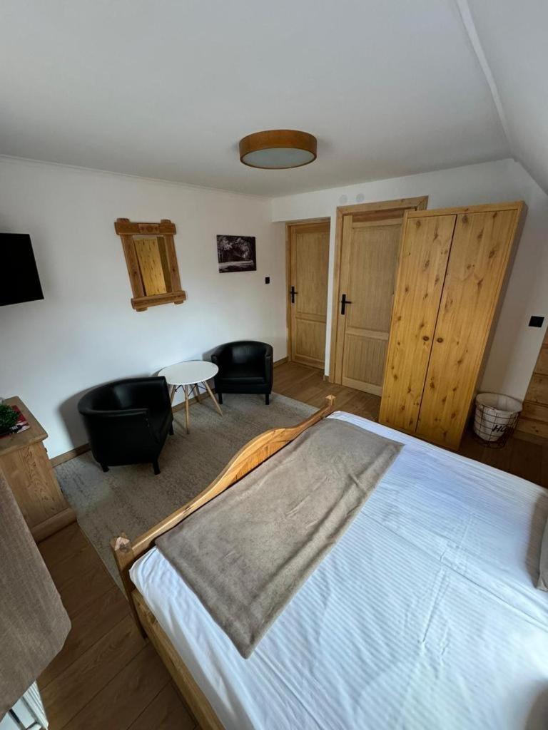Apartamenty I Pokoje Krupowki Tuz Tuz ザコパネ 部屋 写真